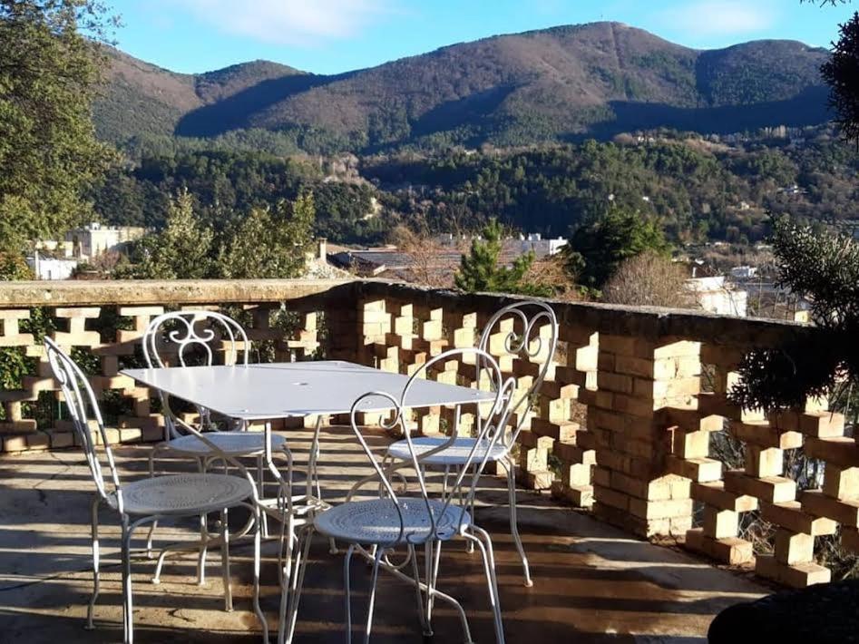 Les Horizons - Spa-Jacuzzi - Massage- Sauna - 4 Saisons - Piscine Chauffee Toute L'Annee - 800M Centre Ville ניונס מראה חיצוני תמונה